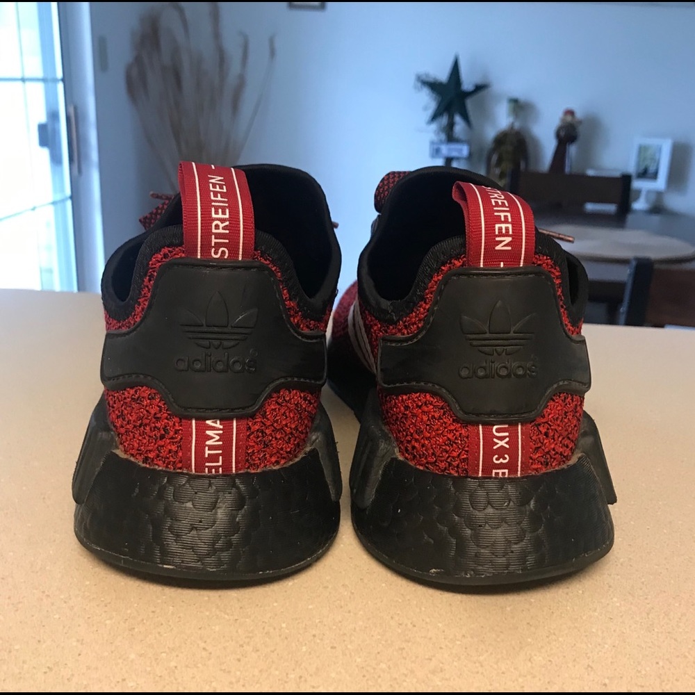 🚩Sold🚩🔥Adidas Nmd R1 “Carbon Red”🔥 - Picture 5 of 8